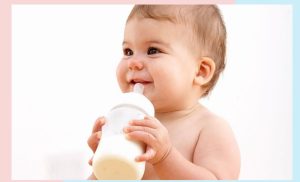 nên mua bình sữa nào cho trẻ sơ sinh 